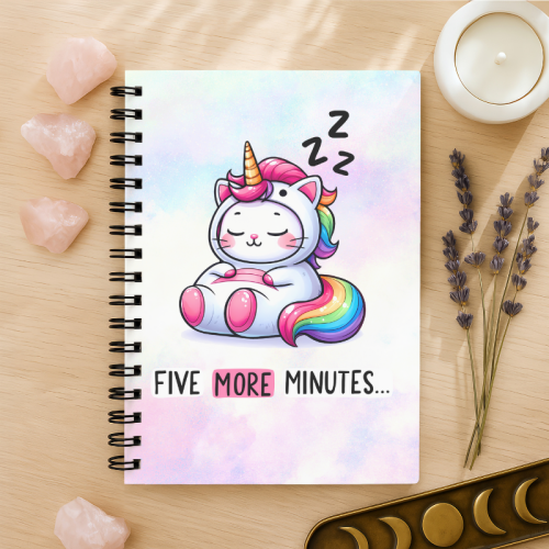 Notes A5 w kratkę 80 kartek Jednorożec Five More Minutes MaDam Creative