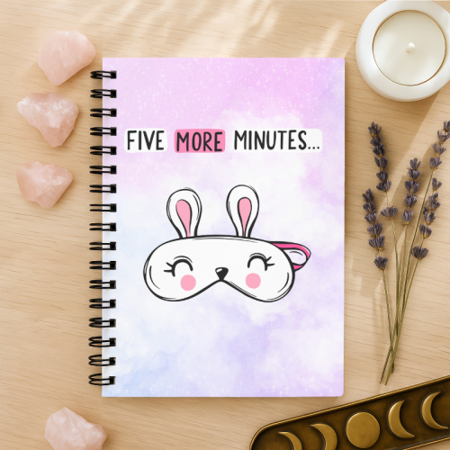 Notes A5 gładki 80 kartek Królik Five More Minutes MaDam Creative