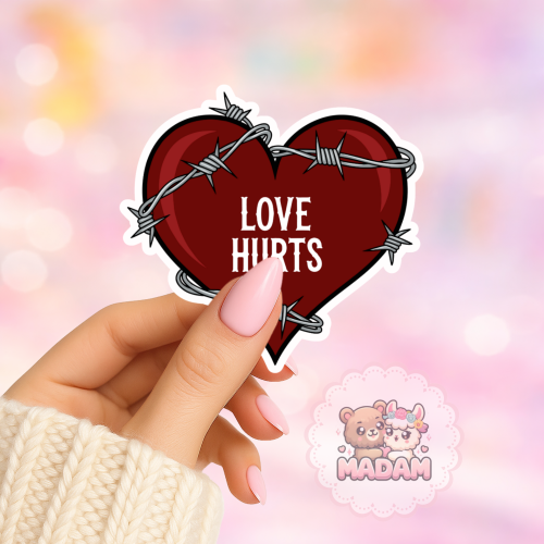 Naklejka foliowa serce love hurts MaDam Creative
