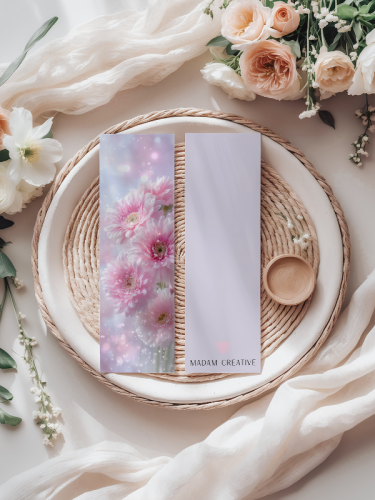 5906040419985 Zakładka do książki 6x18 cm jasnoróżowe kwiaty bokeh MaDam Creative (2).png
