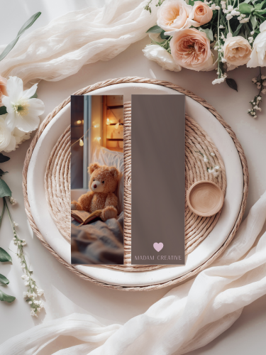 5906040420103 Zakładka do książki 6x18 cm miś w pokoju cozy MaDam Creative (2).png