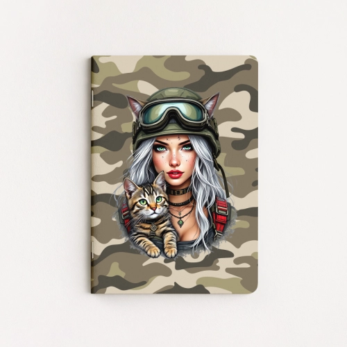 Zeszycik A6 gładki 32 kartki Dziewczyna z Kotem Militarne Boho MaDam Creative