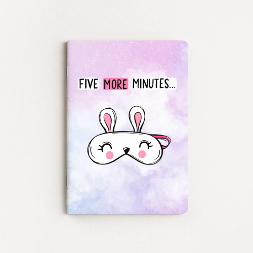 Królik Five More Minutes MaDam Creative.png