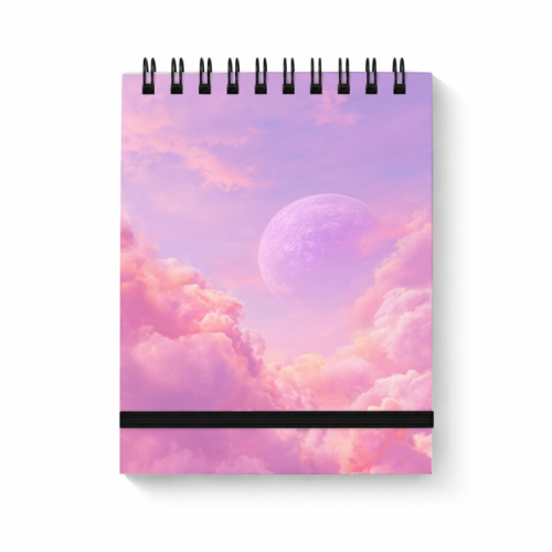 Różowe chmury z planetą MaDam Creative.png
