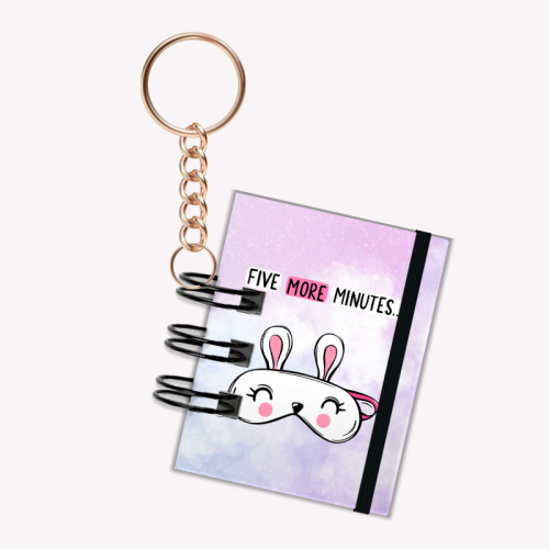 Breloczek mini notesik na gumkę Królik Five More Minute 5x6 cm 50k gładki, MaDam Creative
